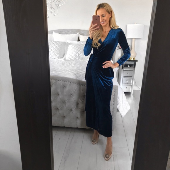 Elegant Winter Long Sleeve Vintage Wrap Dress - Picture 5 of 8